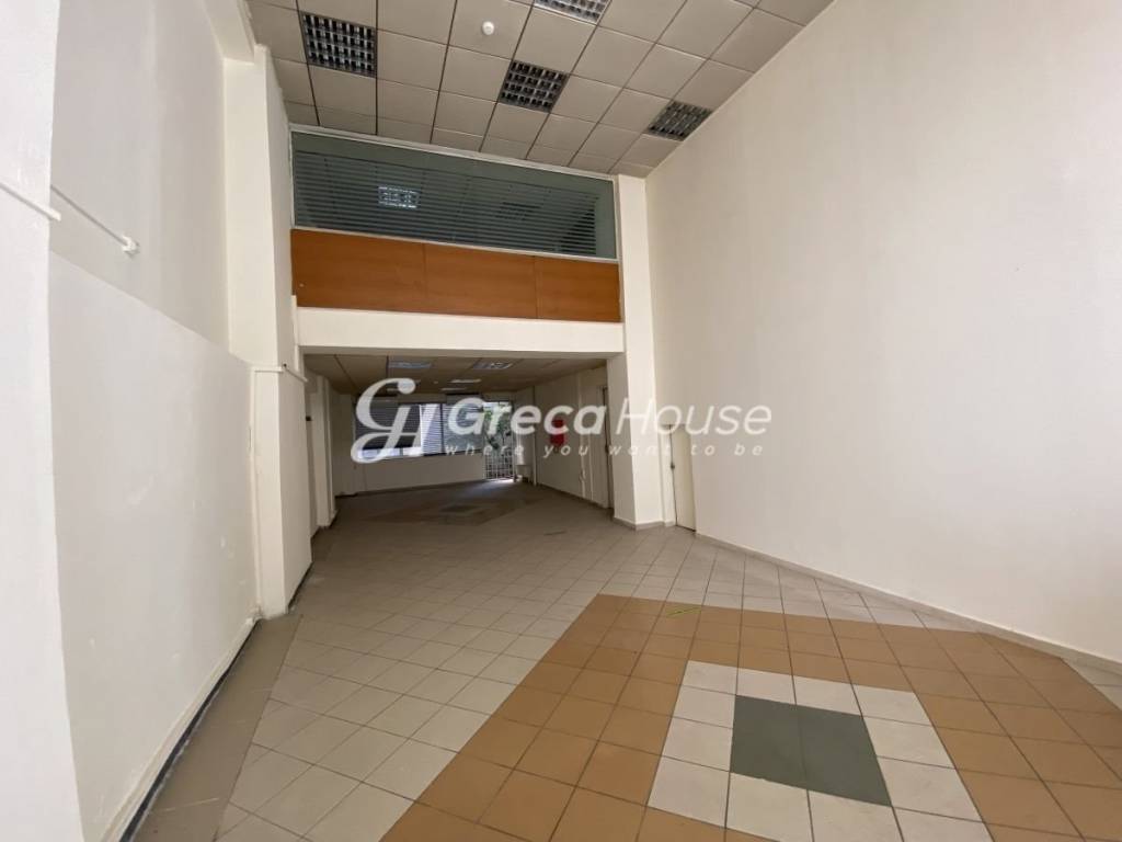 Commercial Building for Rent in Athens