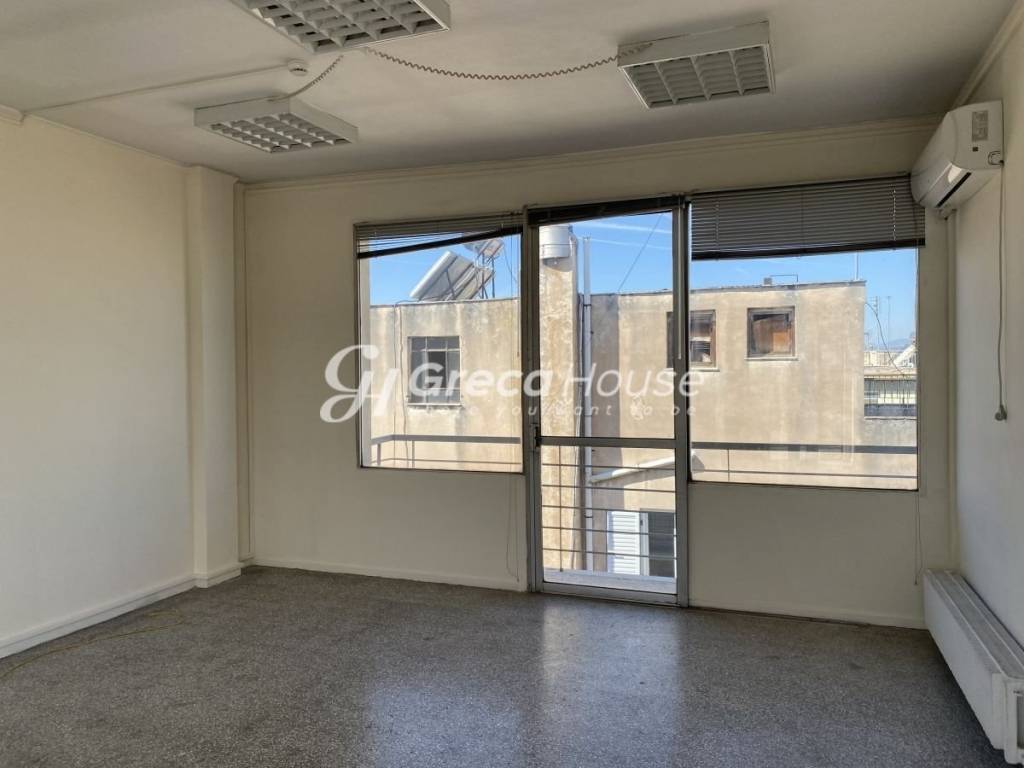 Commercial Building for Rent in Athens