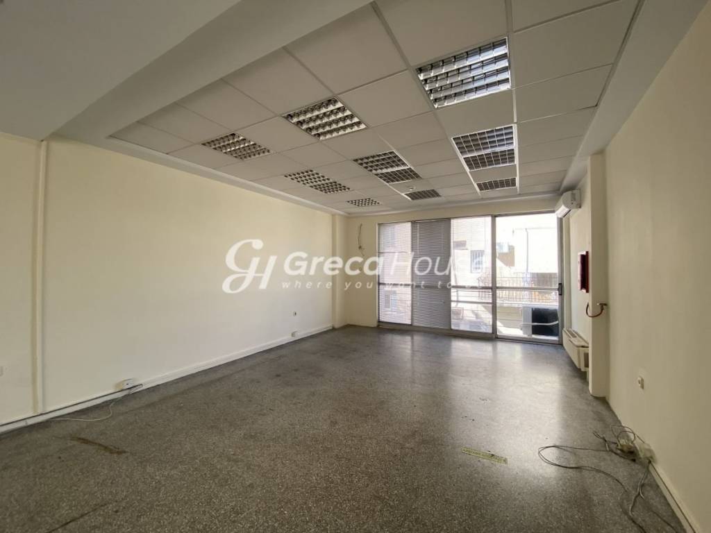 Commercial Building for Rent in Athens