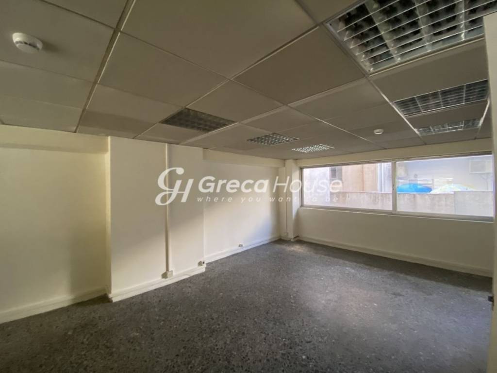 Commercial Building for Rent in Athens