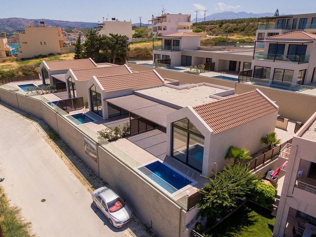 Luxury Villa for sale in Kalyves, Chania