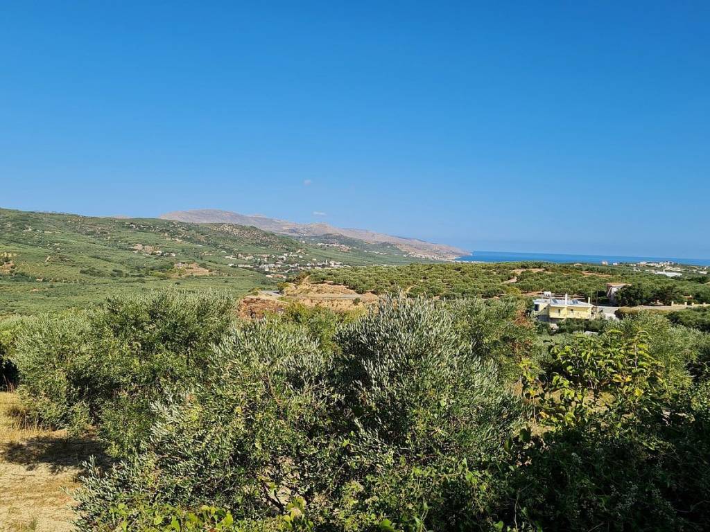 Ktimatoemporiki Plot for sale in Vouves Kolymbari