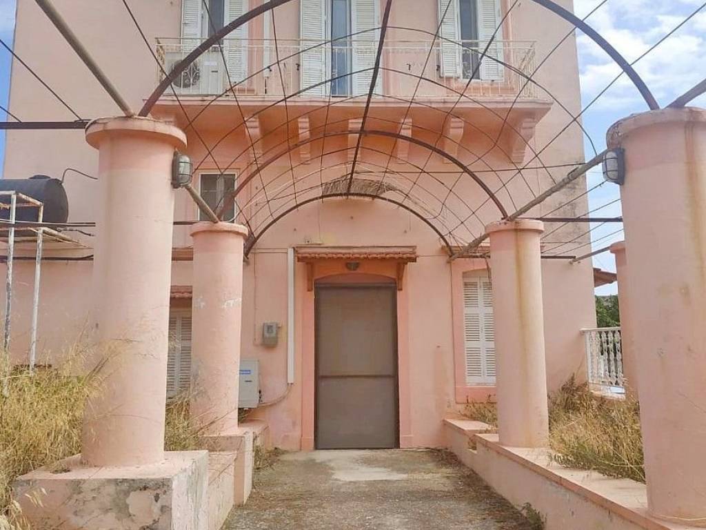 Ktimatoemporiki Property for sale in Chania