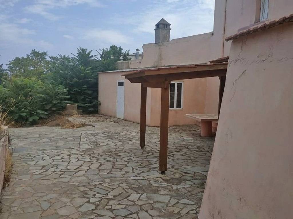 Ktimatoemporiki Property for sale in Chania