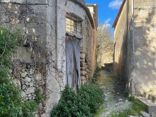 Buildings with 15 Rooms in Topolia Chania