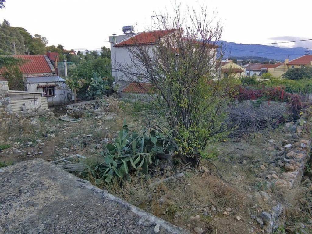 Old House for sale in Kefalas