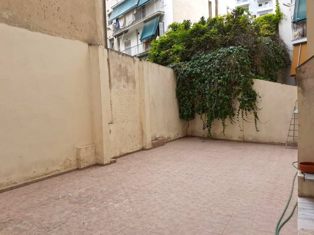 Commercial Space for sale in Pagrati Athens