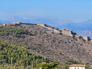 prime location in Nafplion, an even and buildable plot