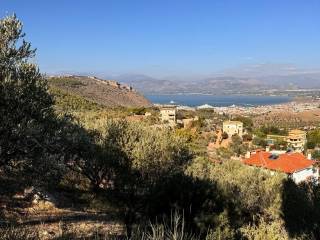 prime location in Nafplion, an even and buildable plot