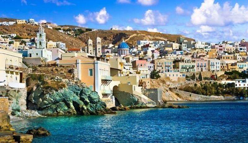 Apopse Syroy / Syros Island view