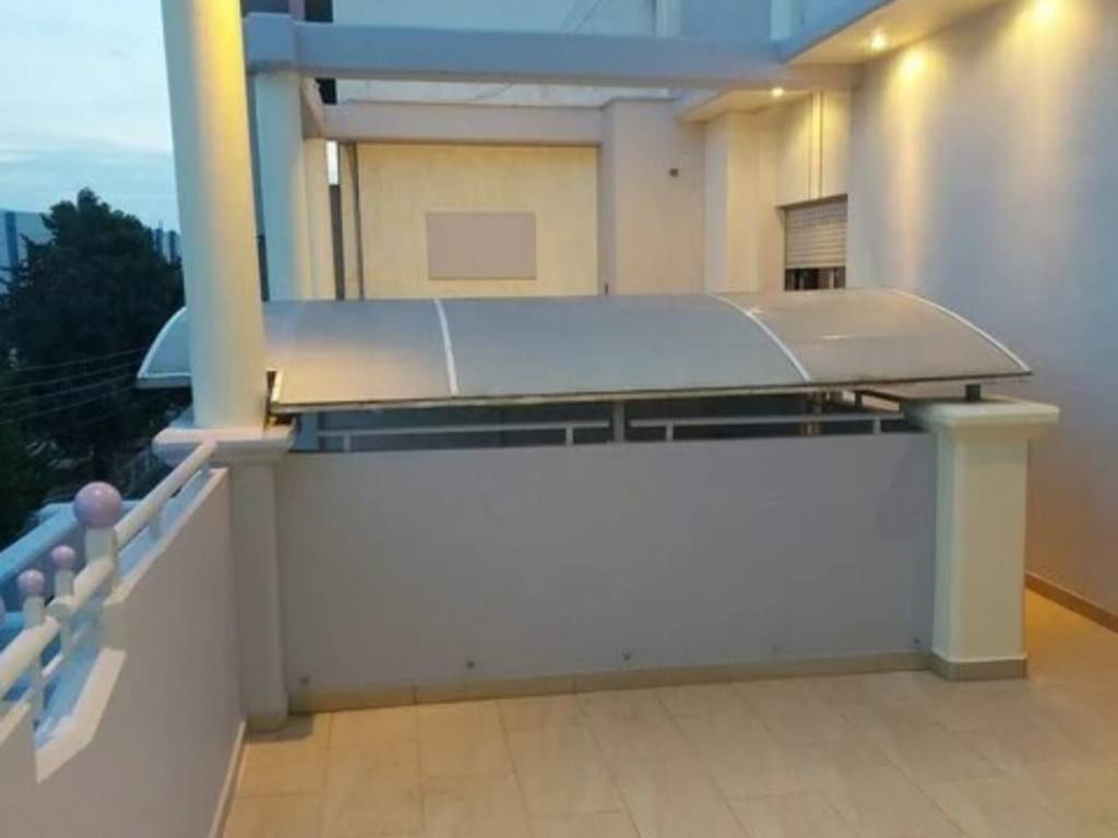 Luxury penthouse maisonette,