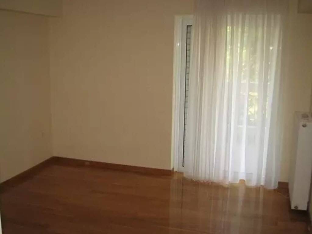 Luxury 1st floor apartment, total area 179sq.m