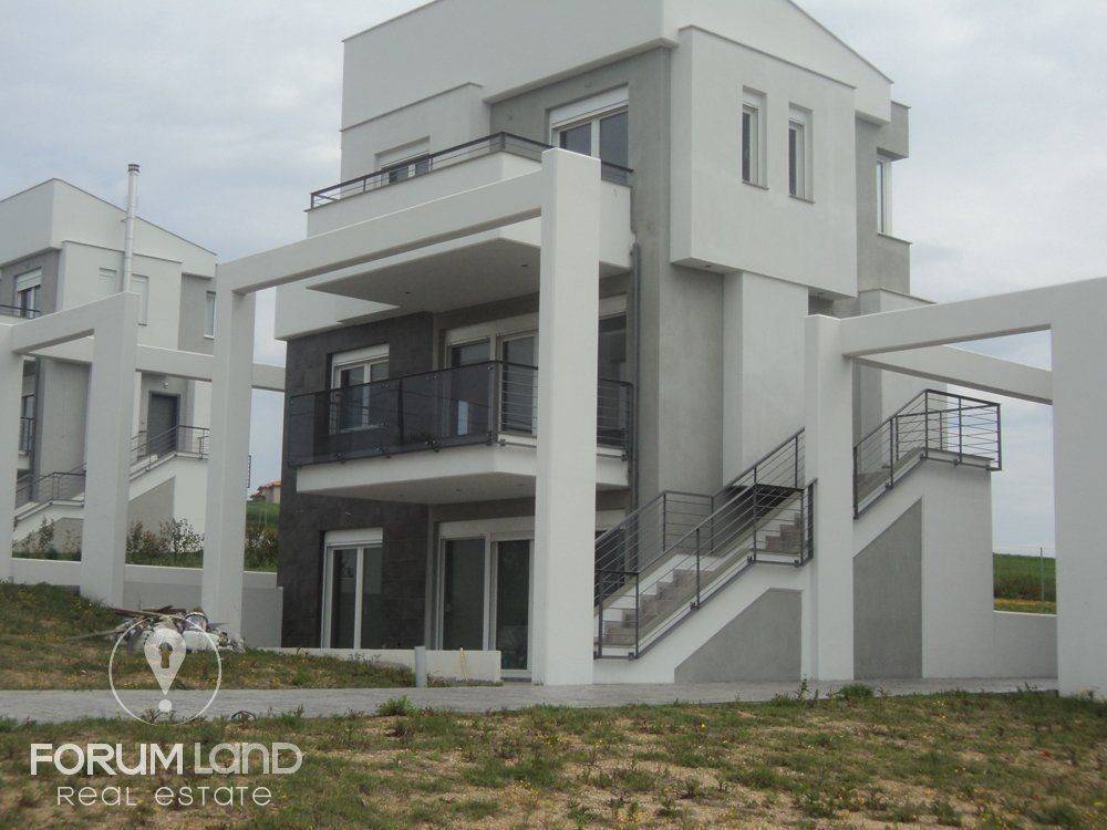 Forumland Real Estate, Εξωτερική Όψη