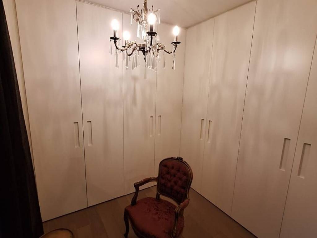 2nd floor furnished apartment