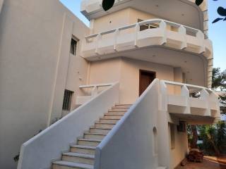 Amazing maisonette for rent in Vouliagmeni.