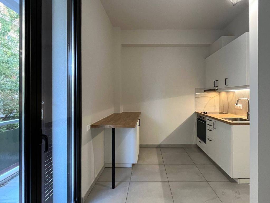 exarcheia_residential_studio_for_rent