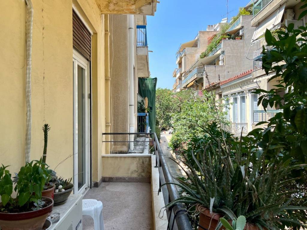 exarcheia_residential_apartment_for_sale