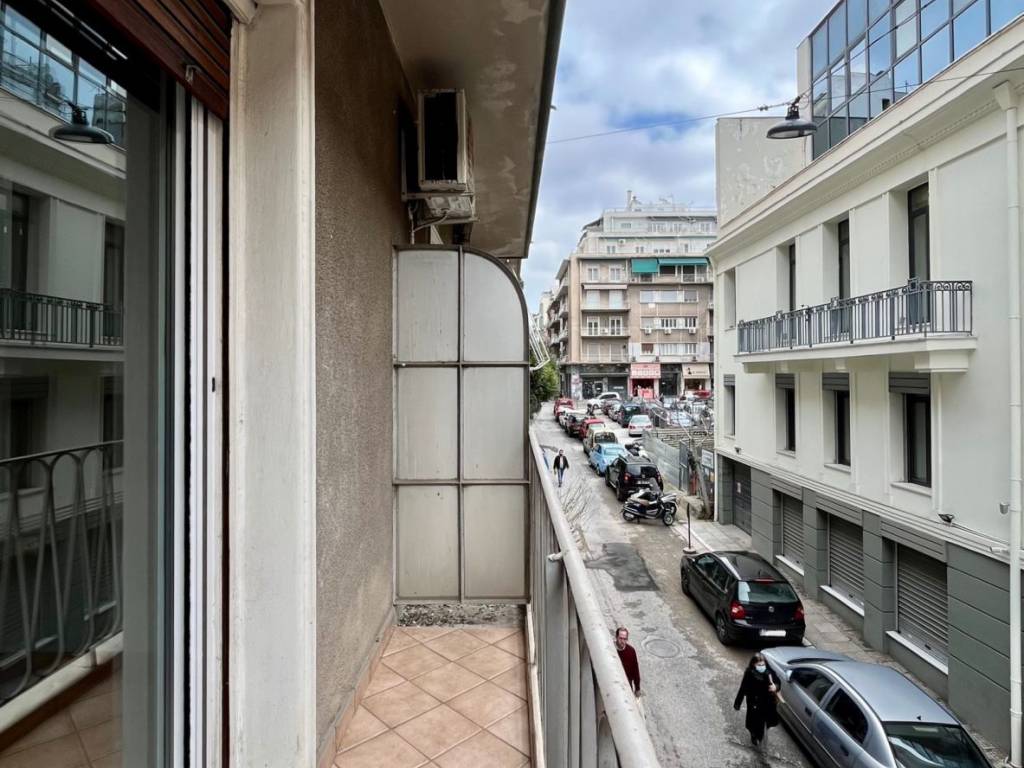 exarcheia_residential_apartment_for_sale