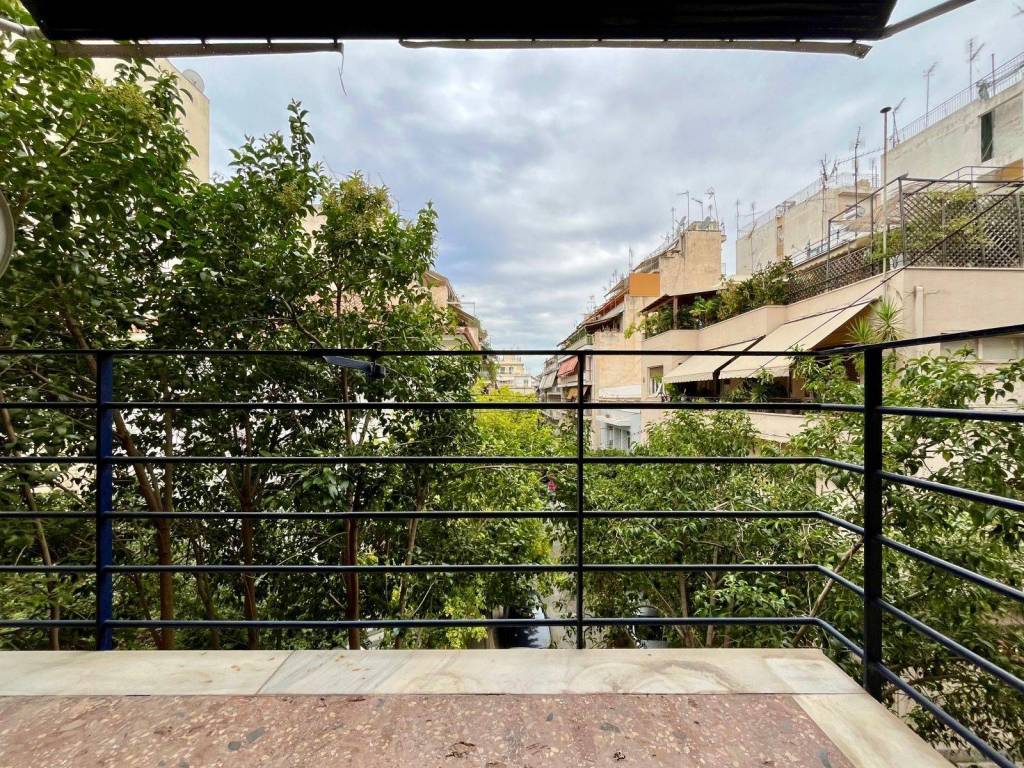 plateia_amerikis_residential_apartment_for_sale