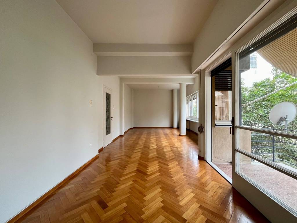 plateia_amerikis_residential_apartment_for_sale