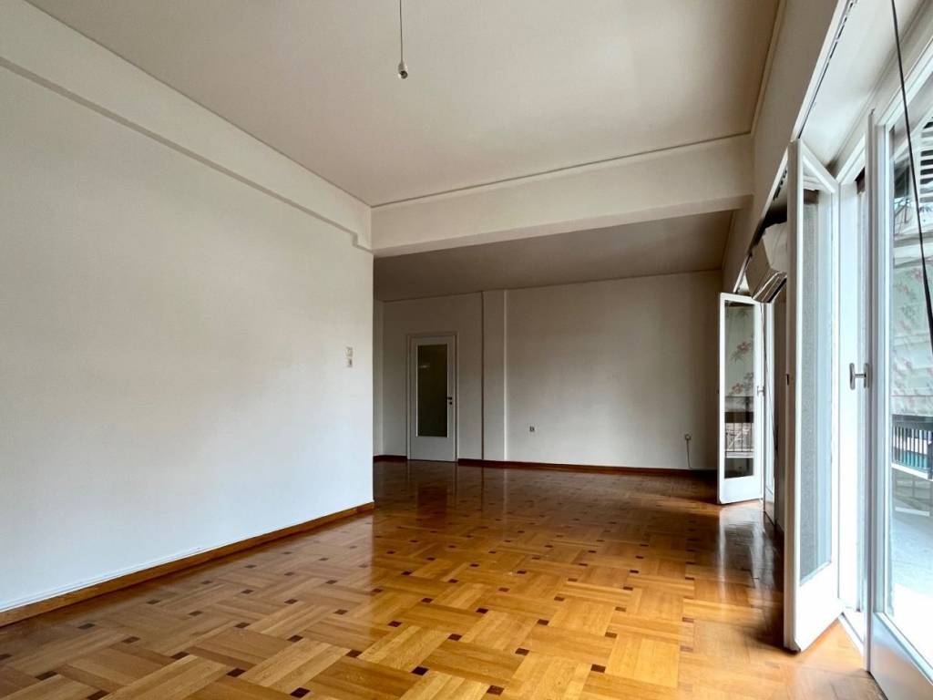 exarcheia_residential_apartment_for_rent