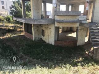 Forumland Real Estate, Γωνιακή μονοκατοικία 270τμ.