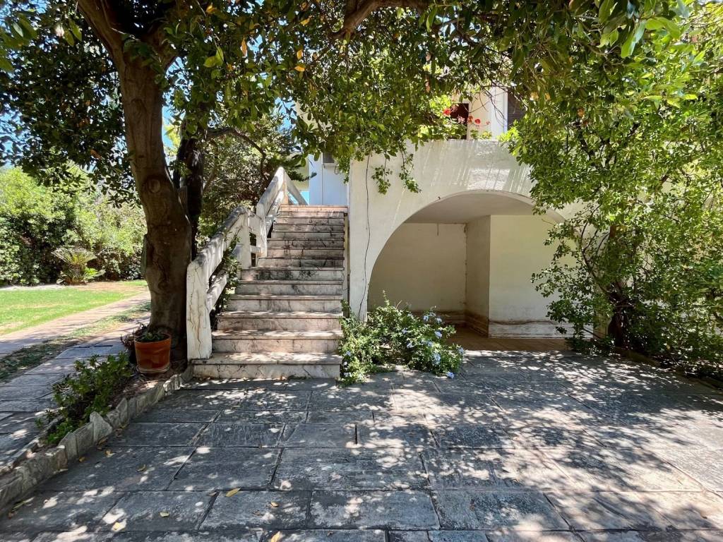 lagonisi_residential_villa_for_sale