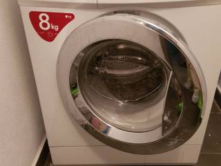 8ΚΙΛΟ ΠΛΥΝΤΗΡΙΟ ΡΟΥΧΩΝ LG