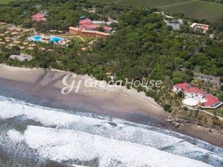 Beachfront hotel for sale in Peloponnese