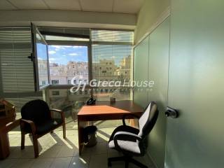 Commercial Office Building For Sale in Kallithea