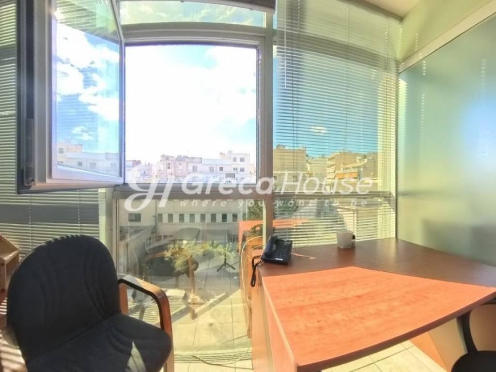 Commercial Office Building For Sale in Kallithea