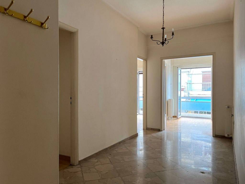 exarcheia_residential_apartment_for_sale