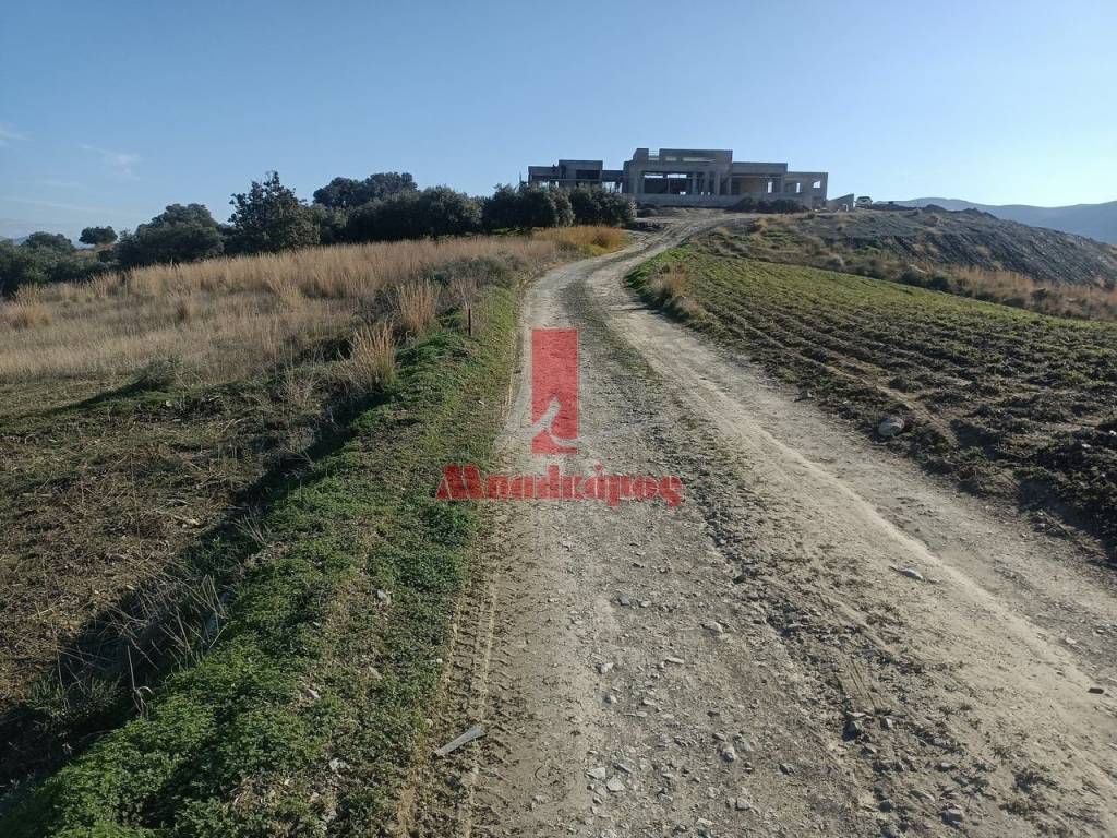 the agricultural street continues to a new hotel construction