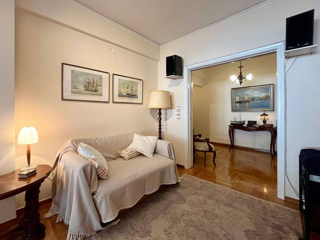 exarcheia_residential_apartment_for_rent