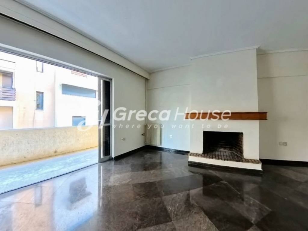 Large apartment for sale in Marousi