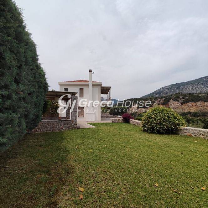 Furnished Villa for Sale in Epidaurus.