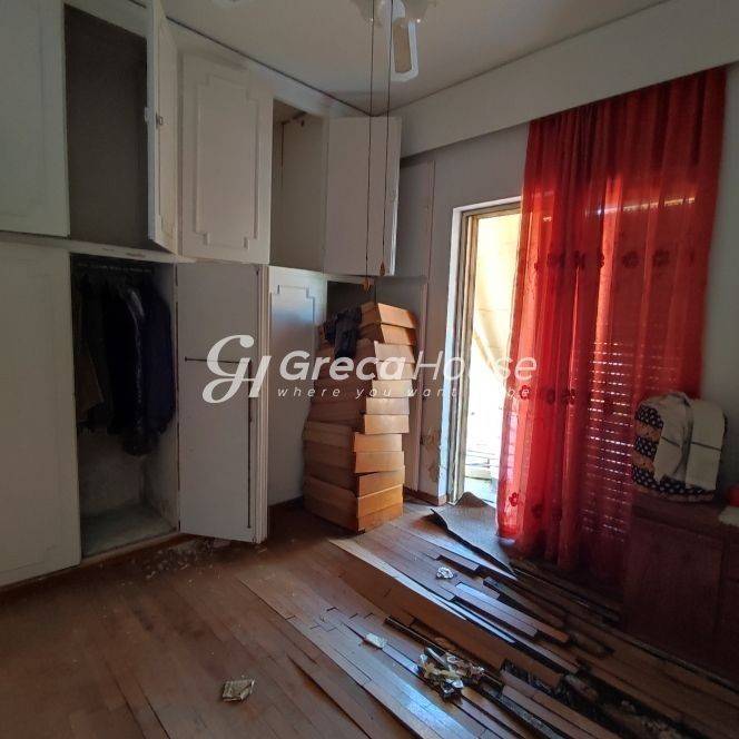 6 Level Residential Building for Sale in Kypseli