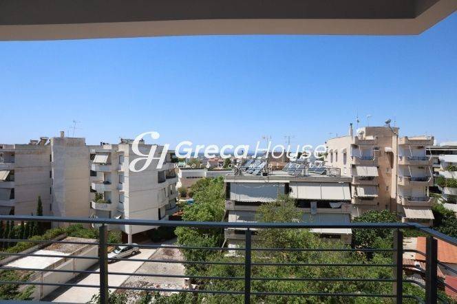 3 Bedroom Apartment for Sale in Voula