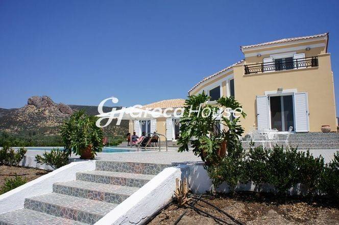 Villa for sale in Porto Heli