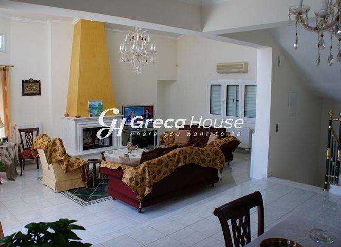 Villa for sale in Porto Heli