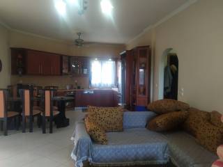 ANETOI PHOTEINOI CHOROI