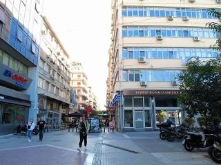 OUTSIDE VIEW TO THE BUILDING