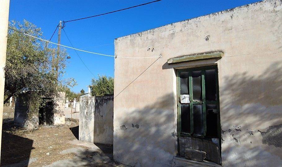 SECONDARY CONSTRUCTION (KITCHEN)