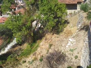 STO KENTRO TES NAYPAKTOY