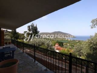 Excellent furnished villa for sale in Epidaurus