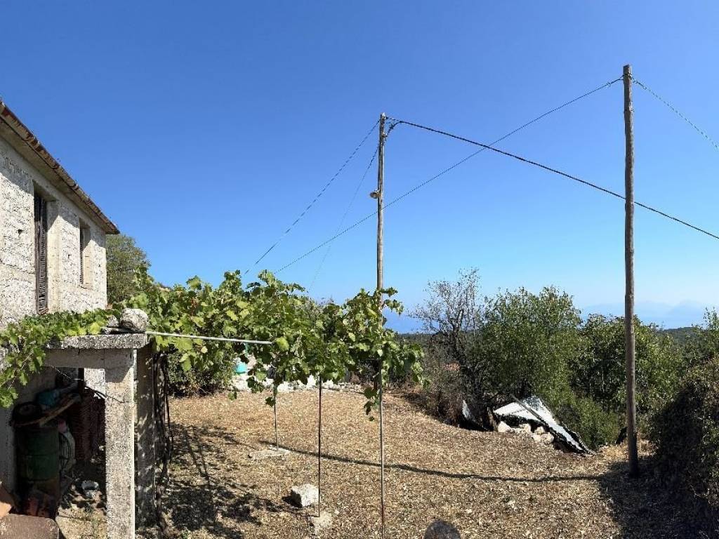 Panoramic of house and views from the garden