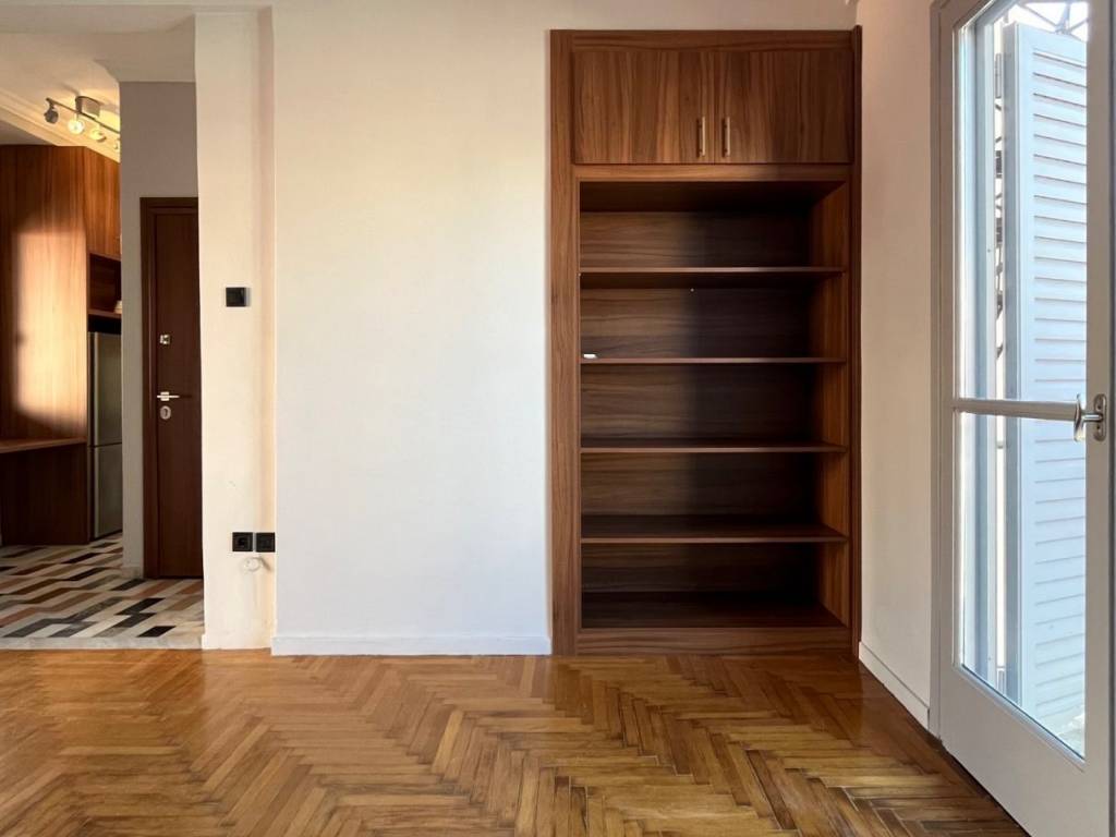 exarcheia_residential_apartment_for_rent