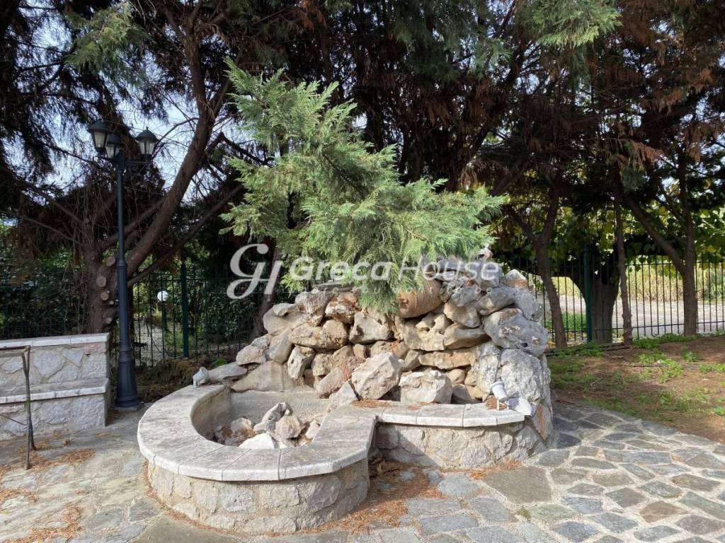 Detached House Near the Sea for Sale in Epidaurus