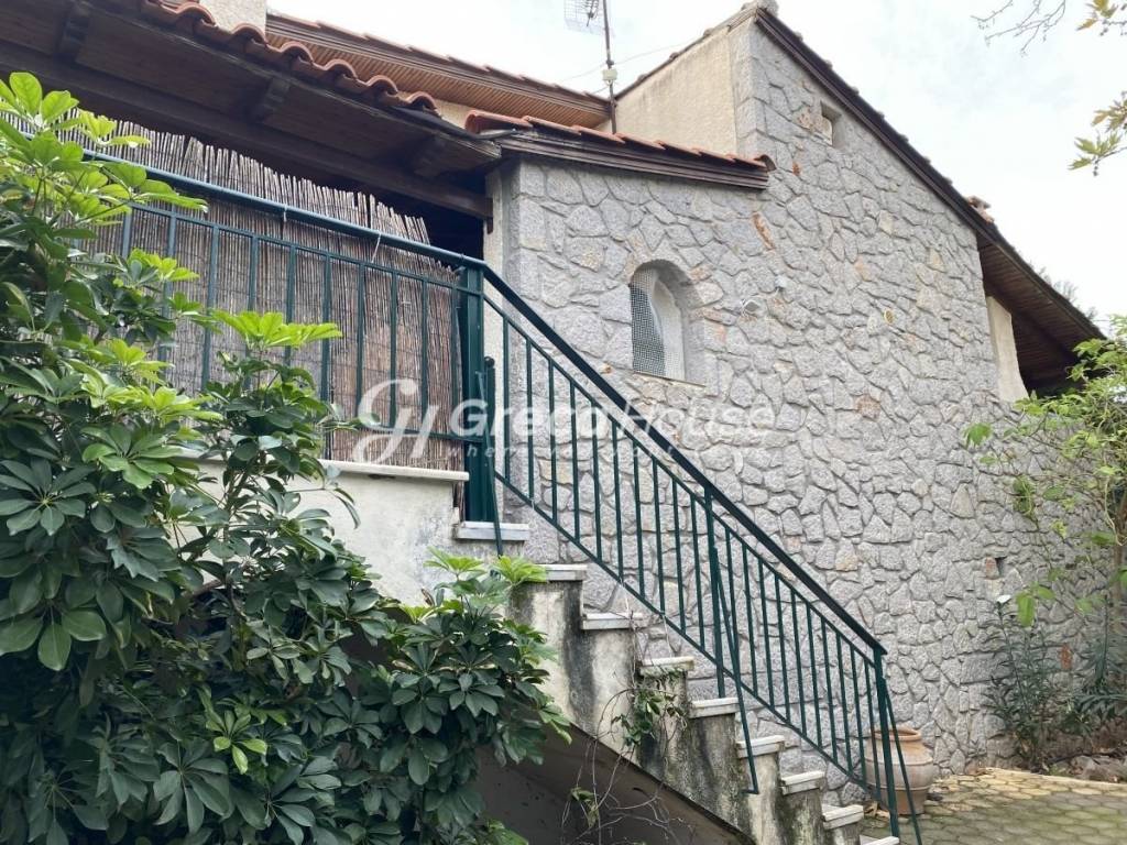 Detached House Near the Sea for Sale in Epidaurus