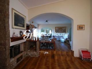 Detached house for sale in Porto Heli